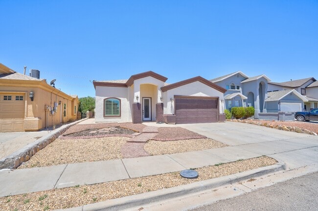 Building Photo - 11457 Lucio Moreno Dr