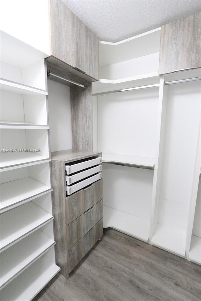 Building Photo - 7392 NW 112th Ct