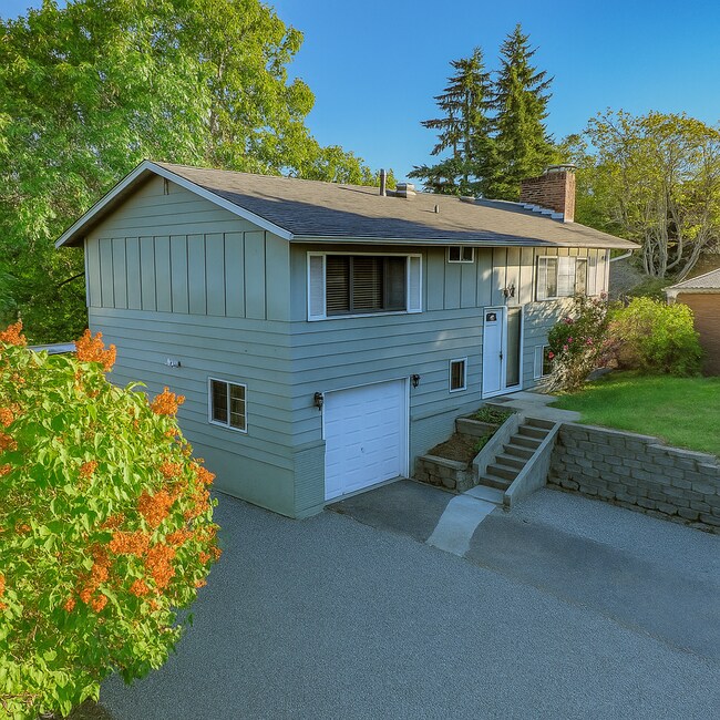 Building Photo - 1837 S 263rd Pl