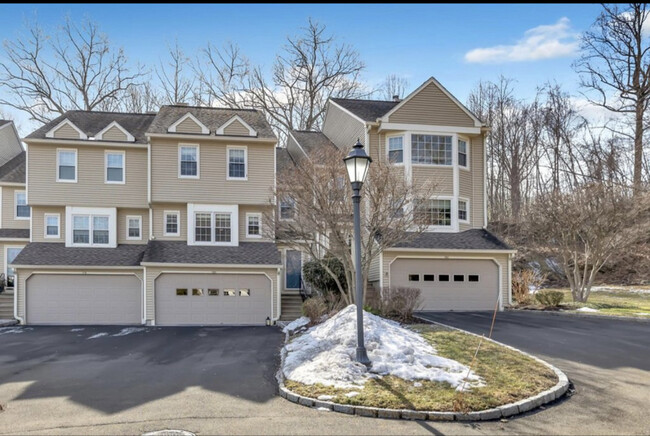 Primary Photo - 180 Governor Trumbull Way