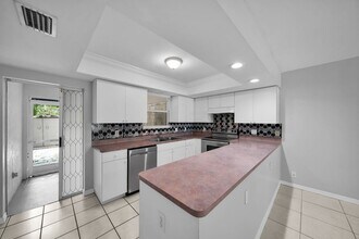Building Photo - Unit 2 @1407 SE 24th Ave
