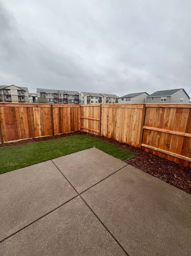 Building Photo - BRAND NEW CONSTRUCTION 4-bedroom 2.5-Bathrooms