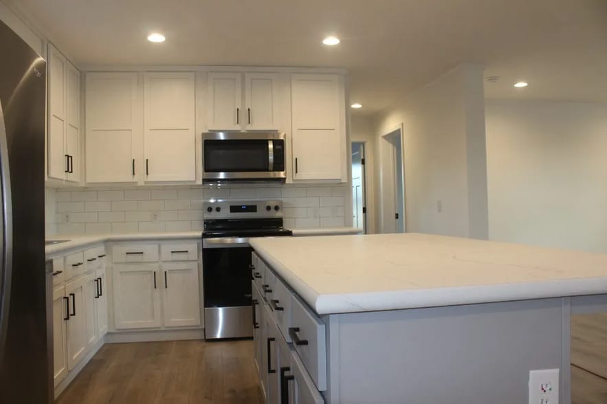 Building Photo - 3430 Sharon Ln