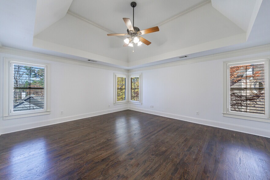 Building Photo - 1012 Madeline Ln