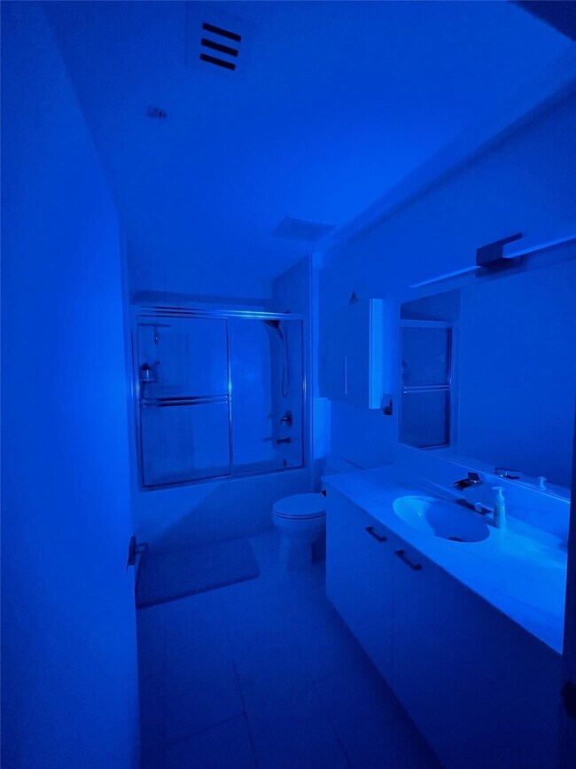 Building Photo - 133 NE 2nd Ave