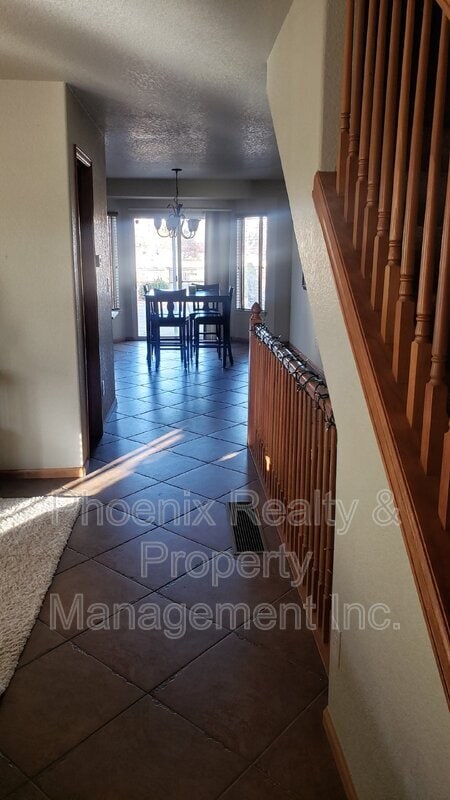 Building Photo - 678 Mathews Cir