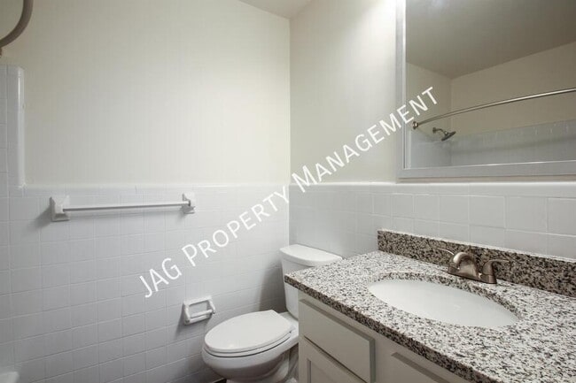 Building Photo - 1426 Berrier St