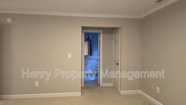 Building Photo - 131 Gold Meadow Dr