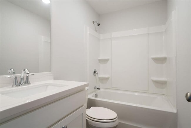 Building Photo - 313 Niles Ct