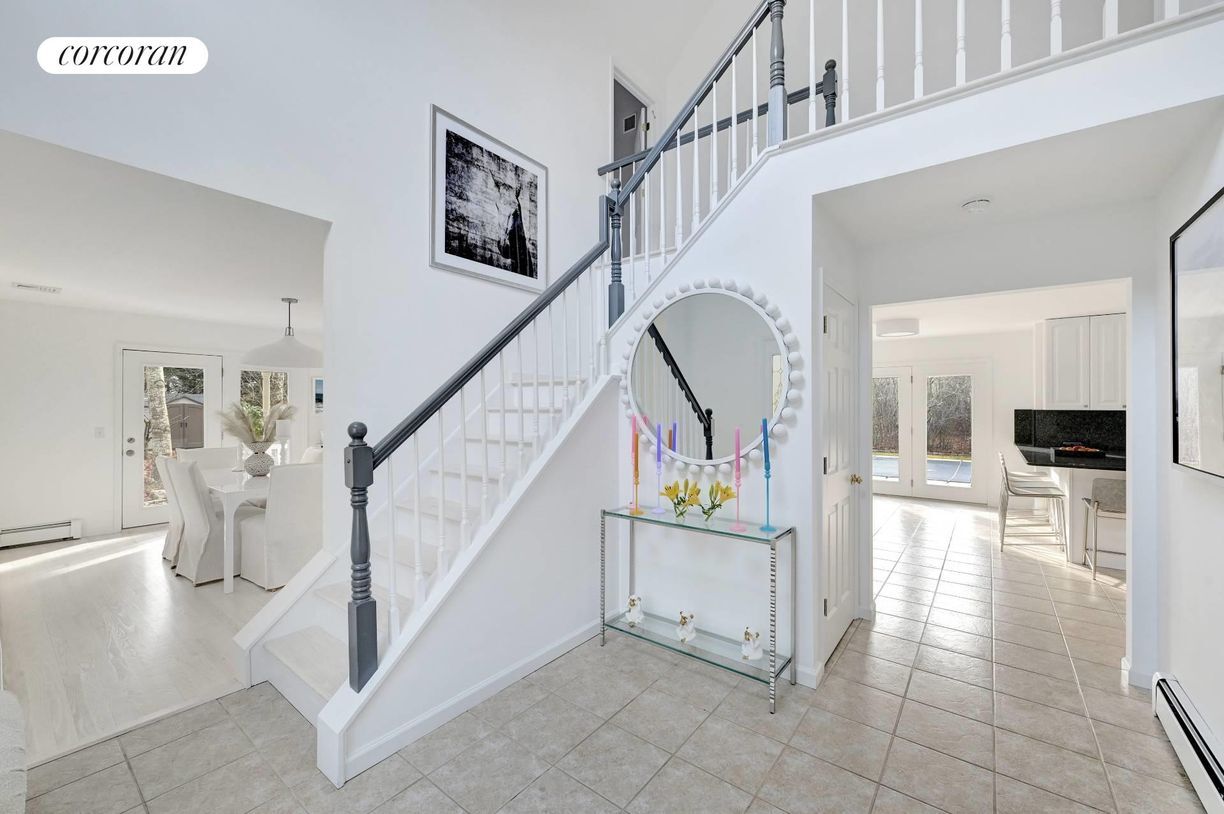 Building Photo - 167 Tuckahoe Ln