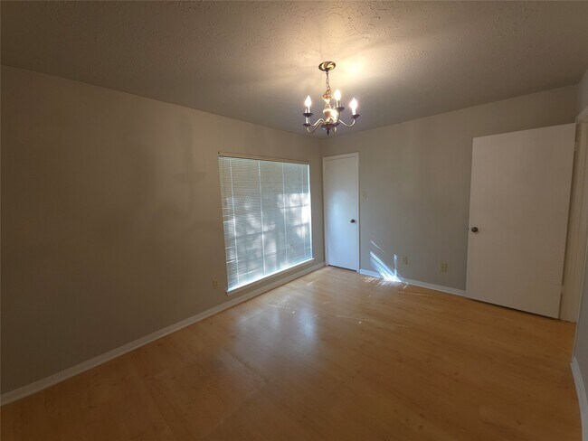 Building Photo - 12830 Careywood Dr