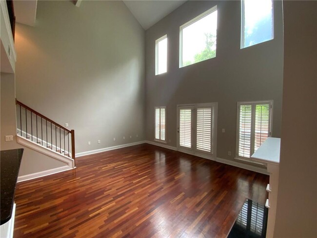 Building Photo - 5997 Brookside Oak Cir