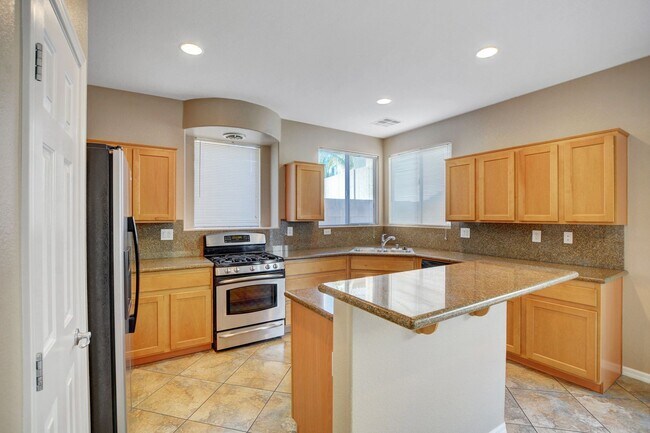 Building Photo - Beautiful Home in Amazing Rhodes Ranch - G...