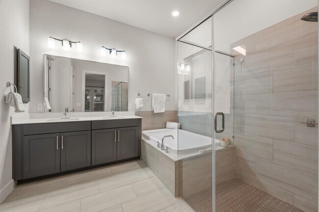 Building Photo - 16520 Pouliche Cv