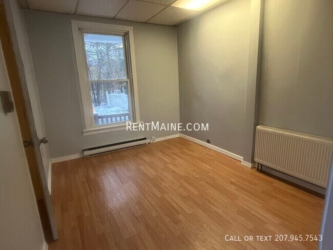 Building Photo - 439 Fourth St. Apt.