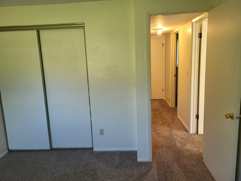 Building Photo - 10594 W 106th Way