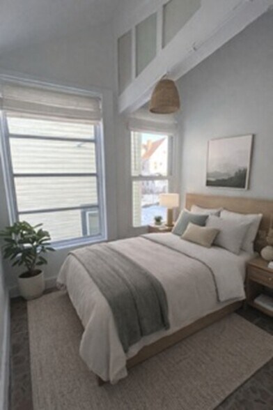 Building Photo - 257 S 2nd Ave