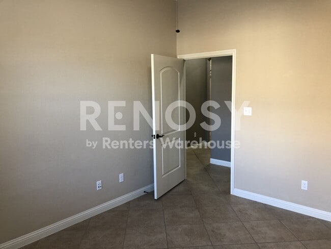Building Photo - 19421 Brent Knoll Dr