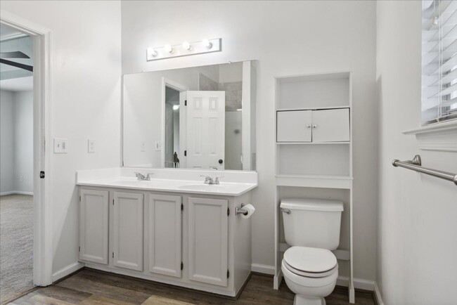 Building Photo - Grist Mill Estates - Hampton