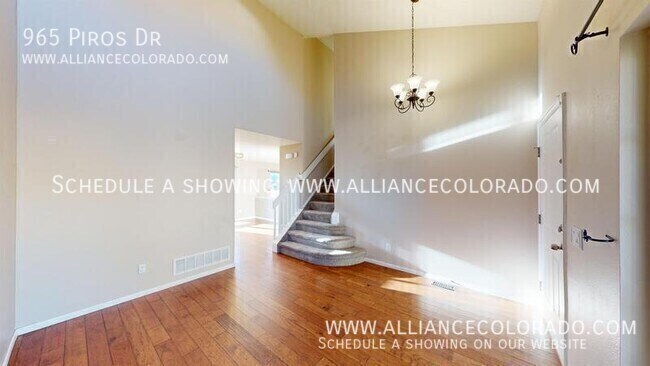 Building Photo - 965 Piros Dr