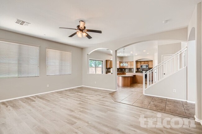 Building Photo - 1353 E Judi Dr