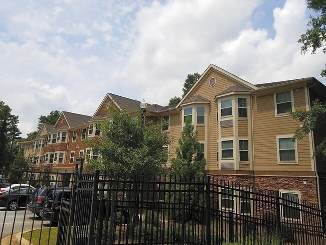 Building Photo - 4695 Redan Rd