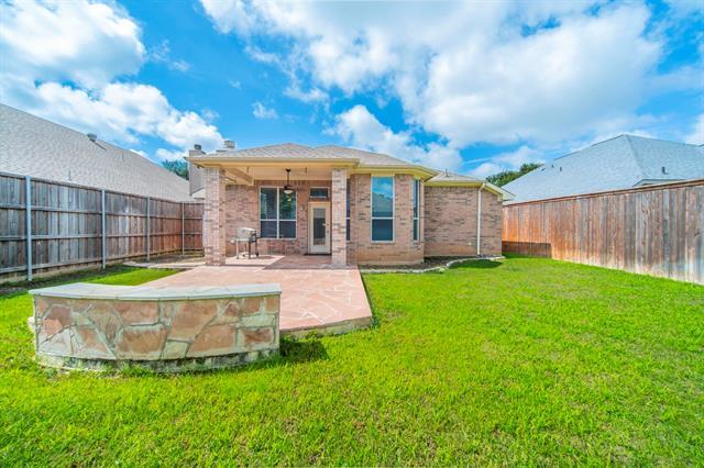 Building Photo - 8249 Fall Crest Dr