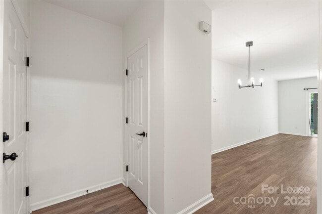 Building Photo - 3220 Selwyn Farms Ln