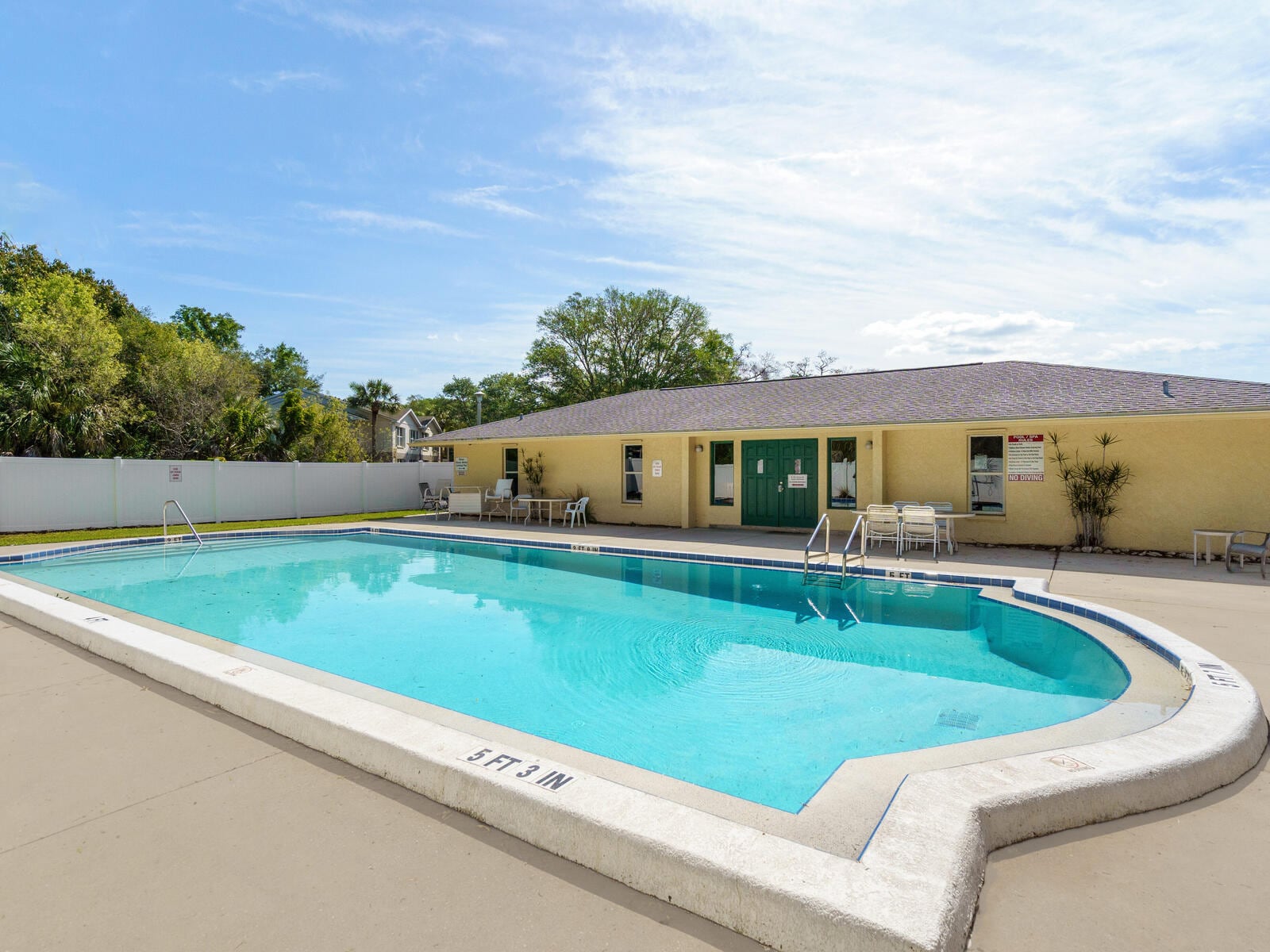 Pool - 4845 Rilma Ave