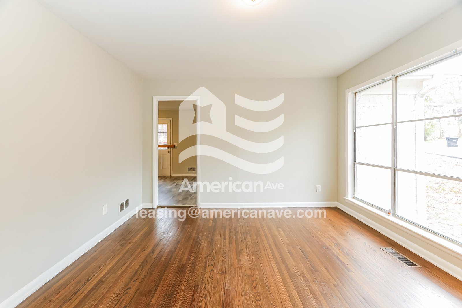 Building Photo - 1130 Linwood St