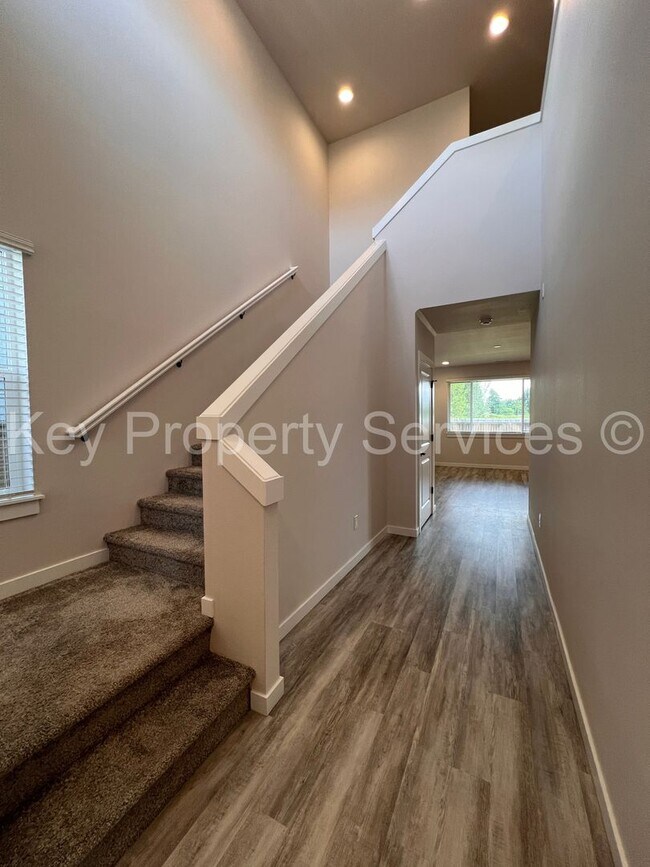 Building Photo - Gorgeous Modern Traditional Home in Brush ...