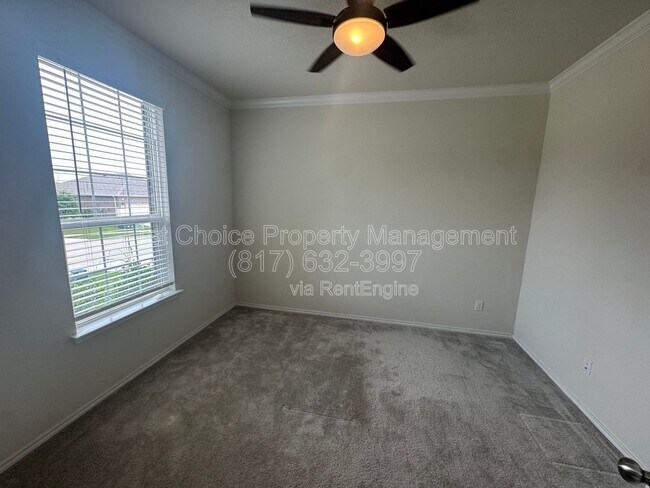Building Photo - 8132 Cedar Lake Ln