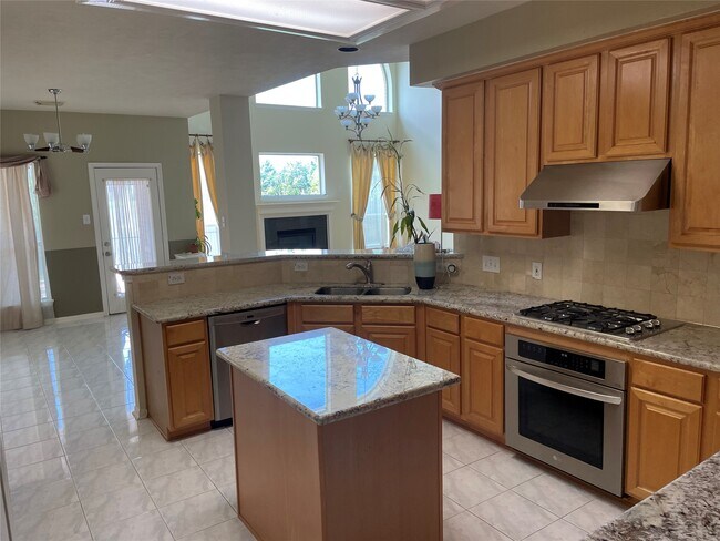 Building Photo - 12423 Ashford Hollow Dr