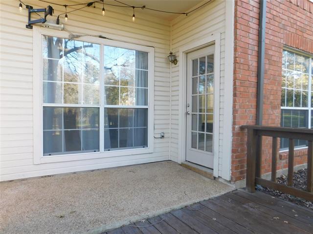 Building Photo - 2765 Fernwood Dr