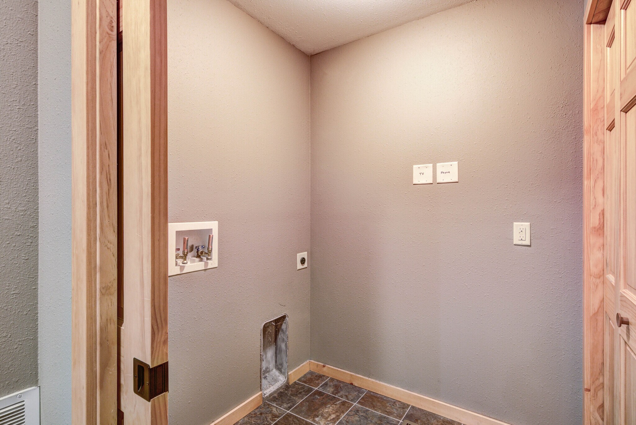 Building Photo - N7769 567th St