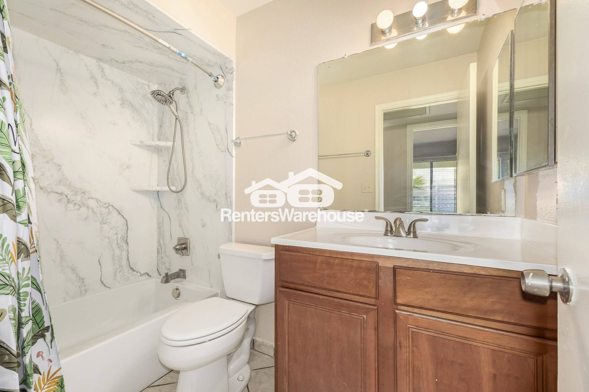 Building Photo - 7126 W Hatcher Rd