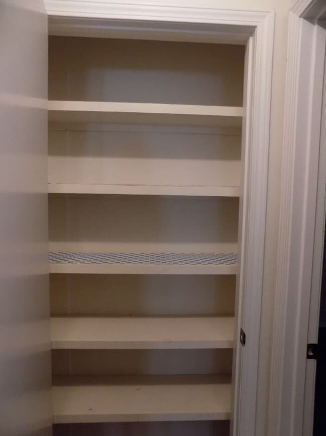 Building Photo - 502 Laura Ct