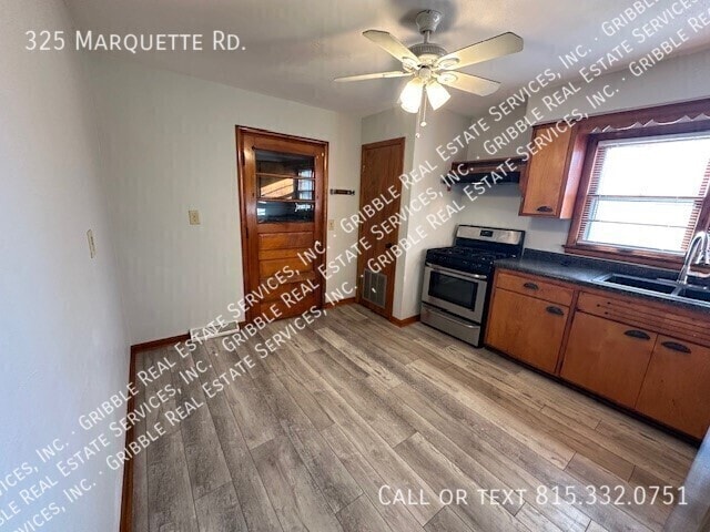 Building Photo - 325 Marquette Rd