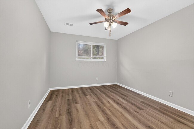 Building Photo - 940 Ferndale Pl