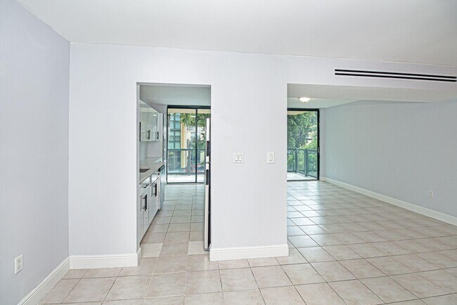 Building Photo - 11780 SW 18th St
