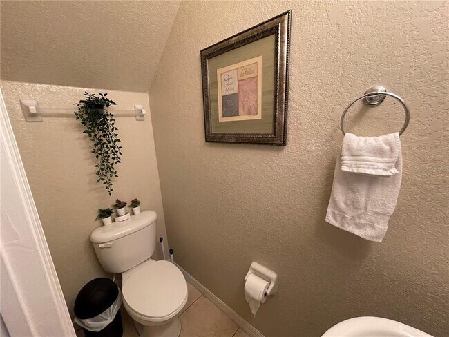 Building Photo - 2432 Caravelle Cir