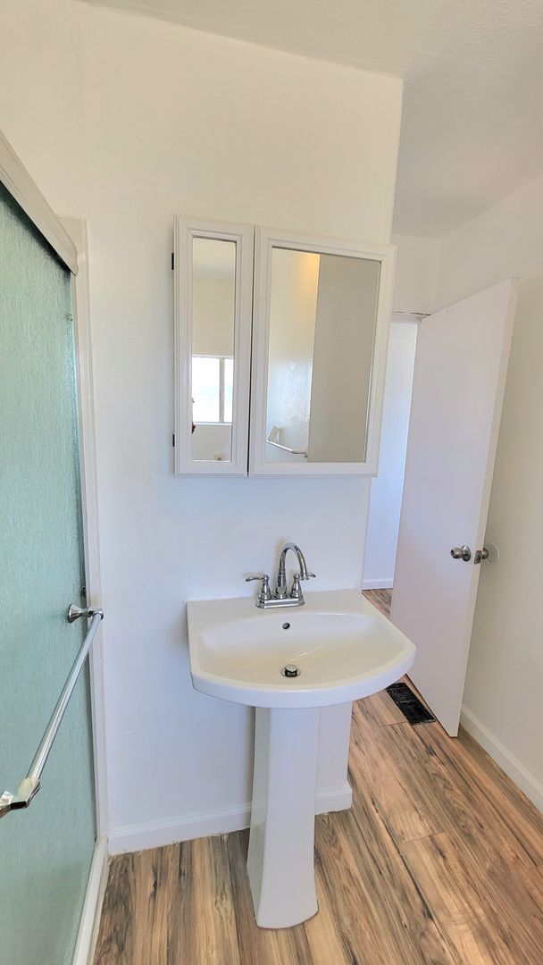 Building Photo - CAL VEGAS RANCHOS - W. Irons