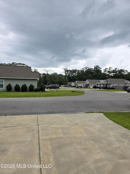 Building Photo - 117 Ridge Ln