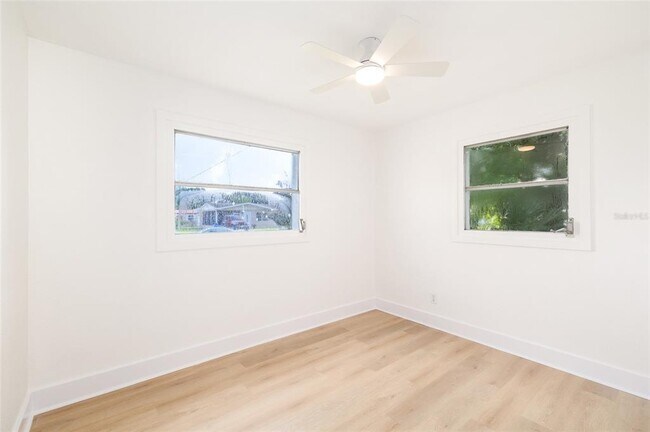 Building Photo - 6716 81st Ave