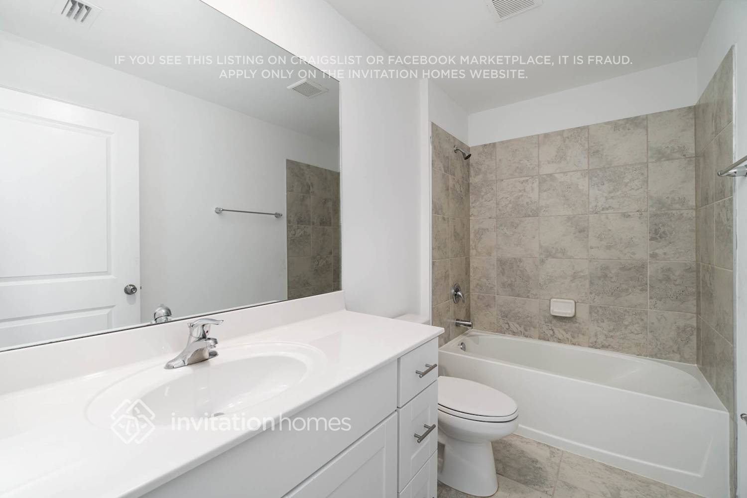 Building Photo - 4319 Palatina Way