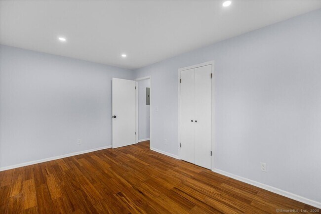 Building Photo - 88 Horton St