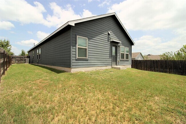 Building Photo - 299 Emerald Green Trail