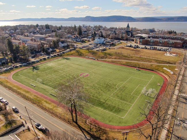 Building Photo - 9 Wolden Rd