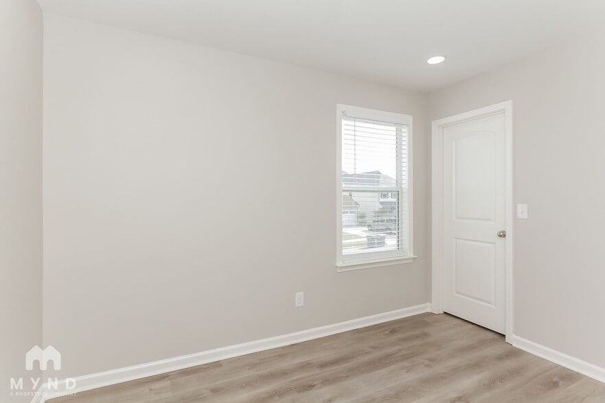 Building Photo - 1001 Nunnery Ln