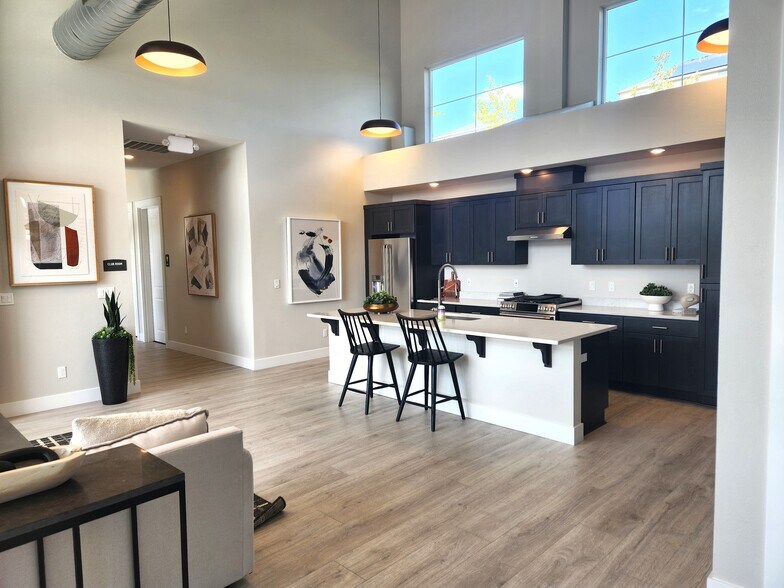 Building Photo - 16625 SW Botany Bay Ln